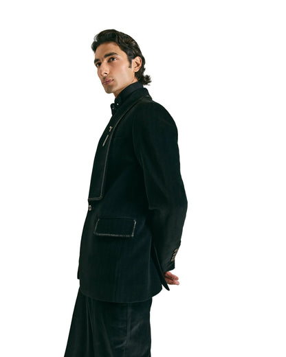 Woodsmoke Tuxedo